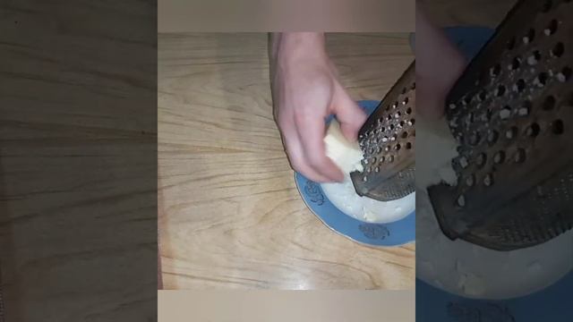 ЖАРЕНЫЕ ПЕЛЬМЕНИ С СЫРОМ!!! смотреть онлайн