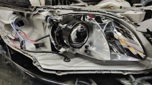 Toyota Camry V40 замена линз на топовые, замена стёкол и нюансы.