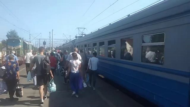 ЭД9М-0071 и 0076 РПЧ-8 Фастов. Киев-Нежин. станция Носовка смотреть онлайн