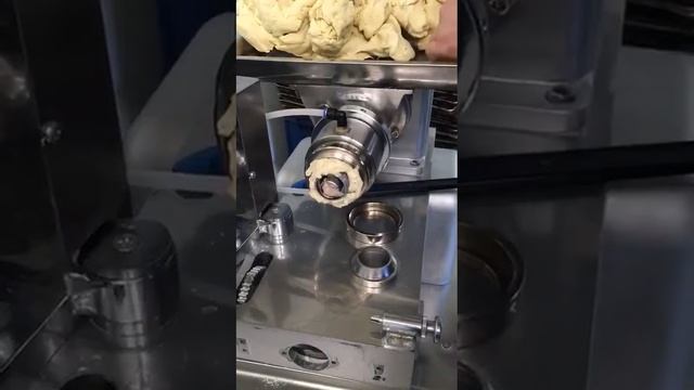 Тесто для пельменей – Настройка пельменного аппарата – JGL 135, 5B, вся Россия смотреть онлайн