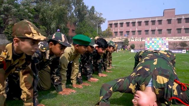 Dil ka janoon jo ragon sy baha hai | Pak Army song | MonAmi Annual Sports Gala смотреть онлайн