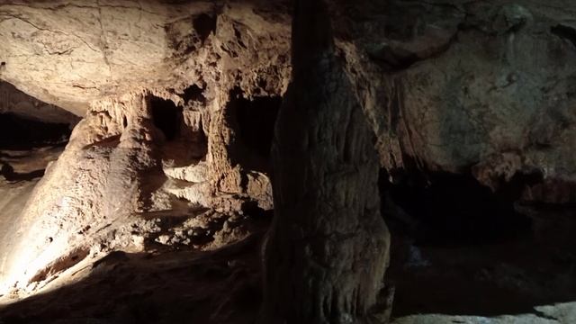 Водопад Су-Учхан.Красные пещеры. 16.04.23. смотреть онлайн