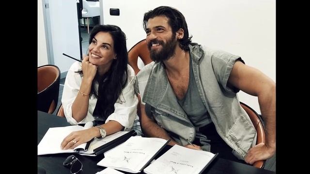 Declaración de Demet Özdemir que molestará a todos: "Ya no tengo familia..." смотреть онлайн