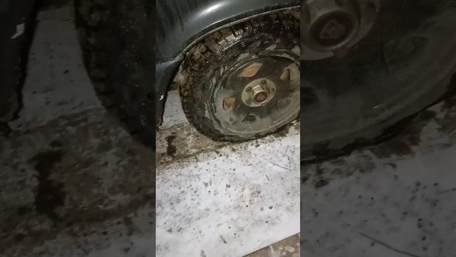 взорвалось колесо