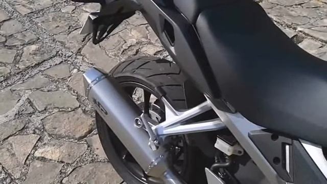 Silencieux SPARK Force sur VFR800X Crossrunner 2015 смотреть онлайн