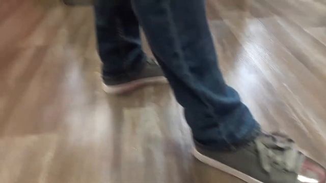 Кроссовки Avon. Каталог 6. смотреть онлайн