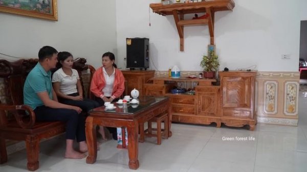 Robert went to Hong's house and asked her to come home. Green forest life