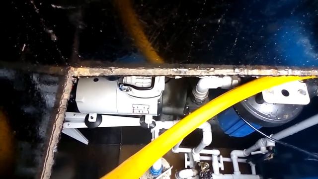 Монтаж фильтра обезжелезивателя в кессоне. Система обезжелезивания воды в кессоне. смотреть онлайн