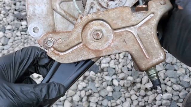 Buick Le Sabre Emergency Brake Repair | 2000-05 смотреть онлайн