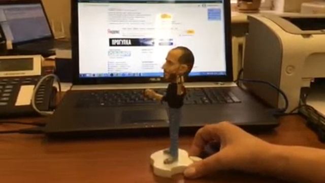 Керамическая фигурка Стив Джобс, вид 1 смотреть онлайн