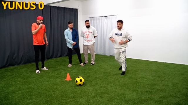 GIFTIGSTE XXL SPINNE mit Yunus Emre - Sinan G ⎮ Challenge sein Vater смотреть онлайн