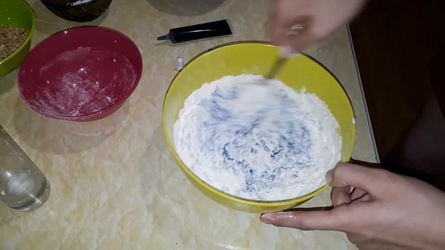 Молочные коржики синего цвета смотреть онлайн