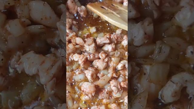 Не захотела заморачиваться с ужином, и приготовила из того, что было дома смотреть онлайн