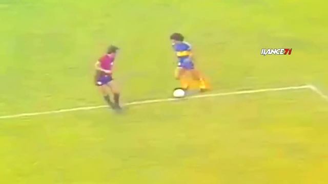 20 легендарных голов Диего Марадоны смотреть онлайн