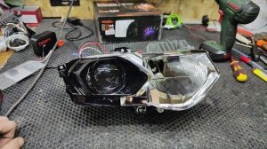 Nissan X-Trail T32 замена штатных LED линз и установка топовых BI-LED линз 5 поколения.