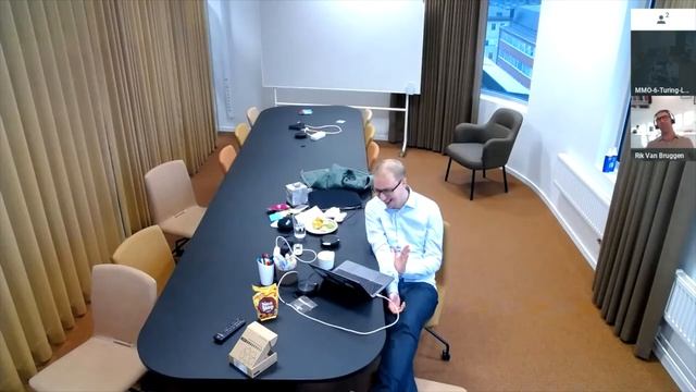 Graphistania Videocast Interview with Emil Eifrem, CEO and Co-Founder of Neo4j смотреть онлайн