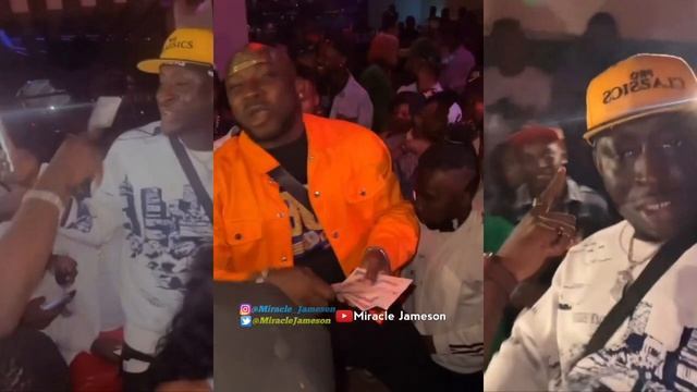 Watch How Nigerian Comedians Made Money Rain at Carter Efe Birthday Party | Davido & Chioma Spotted смотреть онлайн