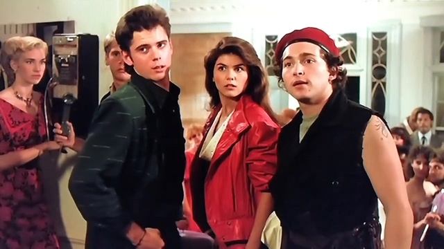Secret Admirer- Film Locations then & now- Kappa Omega Party смотреть онлайн