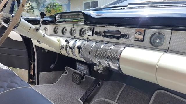 Buick 1955 Roadmaster - Short Video