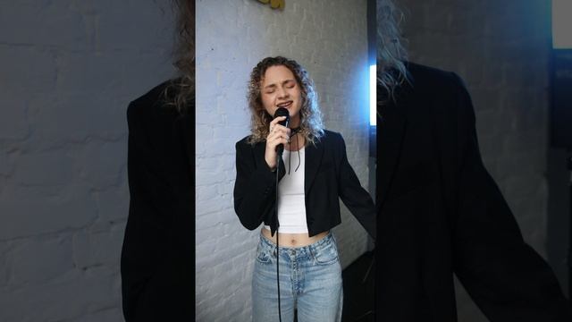 Как поет наша преподаватель Софья смотреть онлайн