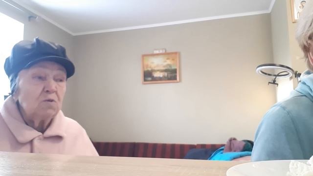 ЗАПРОШУЮ НА ДІВЧАЧИЙ СНІДАНОК смотреть онлайн