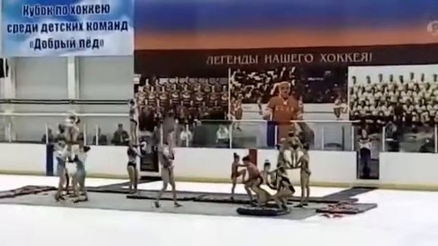 Лед и Пламя смотреть онлайн