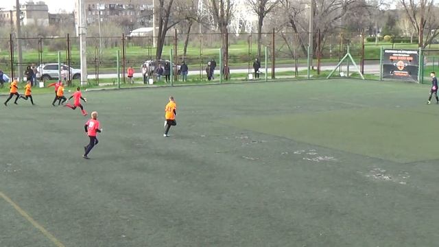 ФК Титан 09(1) 1-0 ФК Металлург 09(3) Первый тайм. смотреть онлайн