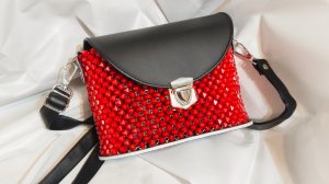 Обзор моей новой сумочки из квадратных бусин с донышком