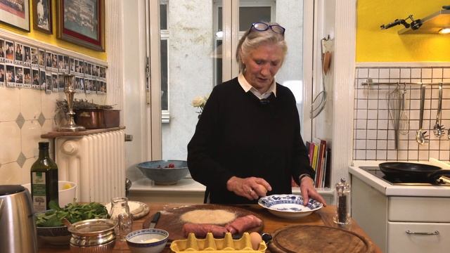 Wiener Schnitzel (Art) und Kartoffelsalat - Terrassenküche Nr. 197 смотреть онлайн