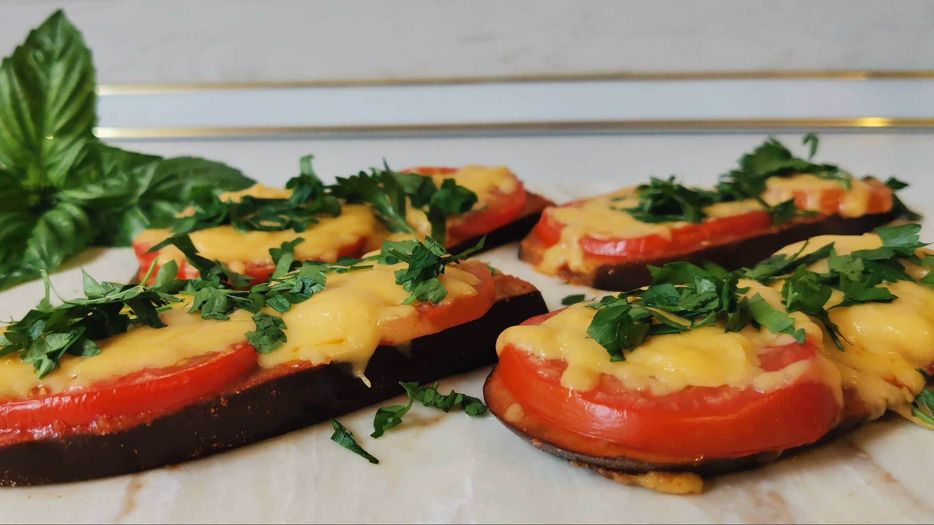 РЕЦЕПТ ЗАКУСКИ НА НОВЫЙ ГОД и не только. Простой рецепт с баклажанами на праздничный стол. смотреть онлайн