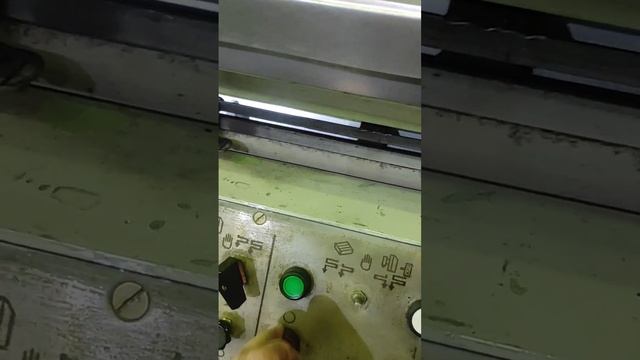 3Л722В Плоскошлифовальный станок. Видео в работе смотреть онлайн