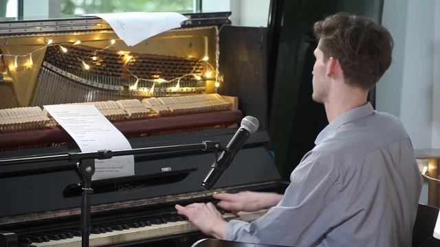 Интервью артиста, композитора Михаила Полякова о творческом вечере Николая Димчевского смотреть онлайн