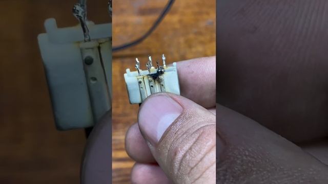 Стиральная машина Indesit не включается,ремонт модуля управления смотреть онлайн