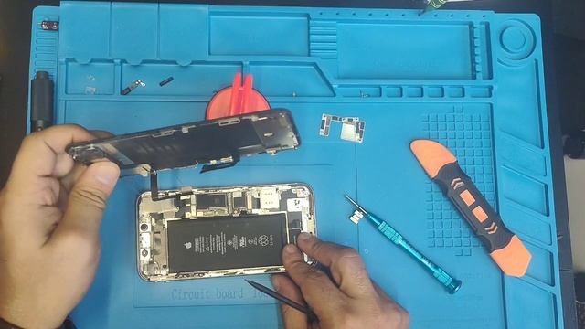 Замена дисплея на iphone 11 смотреть онлайн