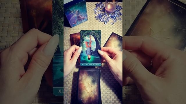 Таро прогноз, для всех знаков зодиака на неделю с 19 по 25 октября🔮 смотреть онлайн