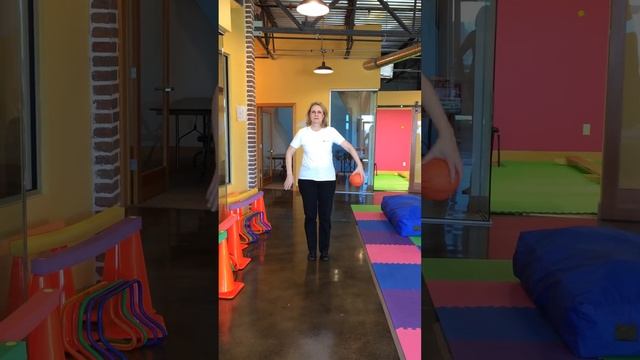 Crossing Midline Activity to Improve Gross and Fine Motor смотреть онлайн