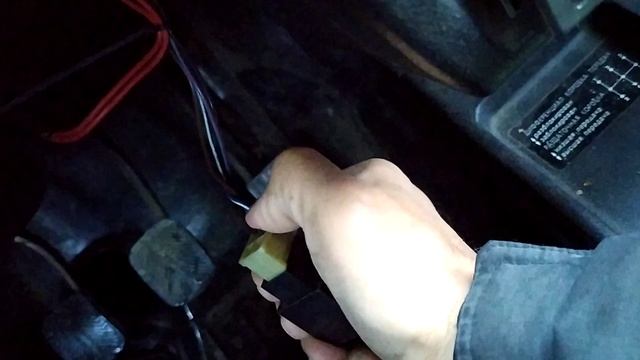 Нива 21213. Замена обычного реле поворота на реле поворота для светодиодных ламп смотреть онлайн