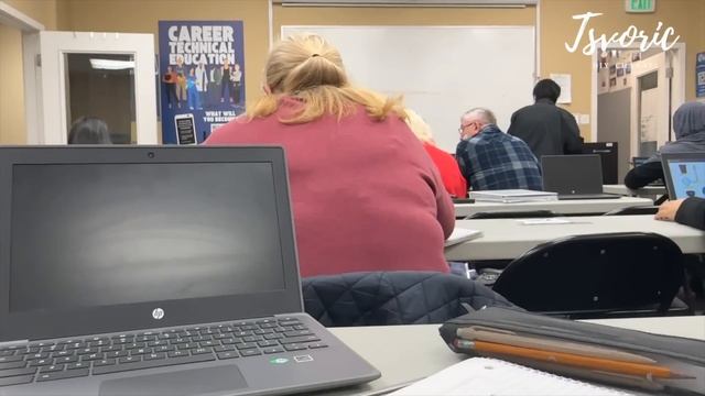 VLOG Уборка рабочего места и большое количество цветов для работы / TSVORIC смотреть онлайн