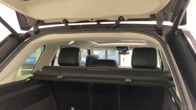 2017 Range Rover Vogue 4.4 SDV8 смотреть онлайн
