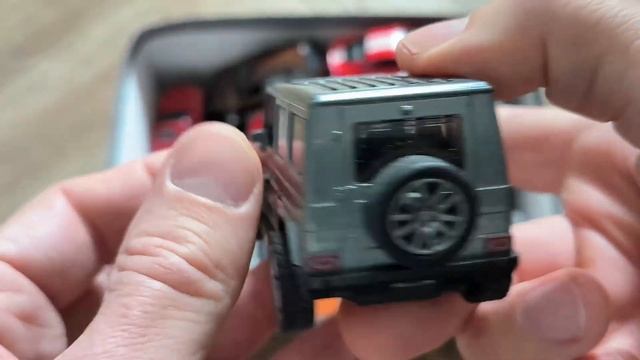 Scale Cars From Different Brands: Lada, VW, BMW, Mercedes-Benz, Toyota and Others смотреть онлайн