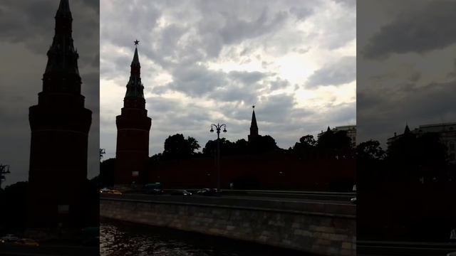 Красавица Москва вид с воды смотреть онлайн