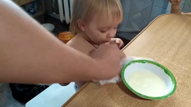 Первая взрослая манная каша смотреть онлайн
