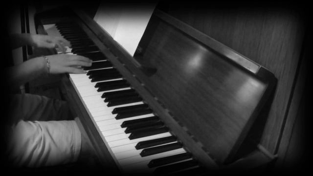 DERNIERE DANSE - INDILA (PIANO COVER) смотреть онлайн