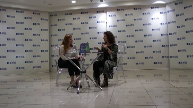 Презентация книги Гали Янович "ЛетиВысоко" в Читай Городе 11 июля 2019 смотреть онлайн