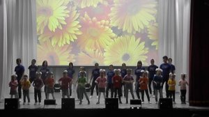 Профессия мама вокальный ансамбль"Звонкая капель" и "Весёлые нотки"