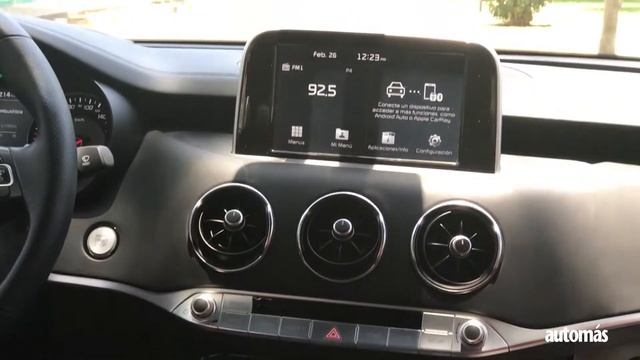 Road Test: Kia Stinger смотреть онлайн