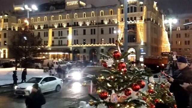 Moscow 2019 Winter. Revolution square смотреть онлайн
