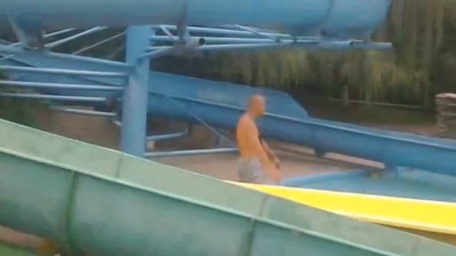 Фэмили аквапарк смотреть онлайн