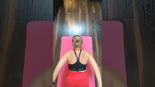 Упражнения для спины и красивой осанки.