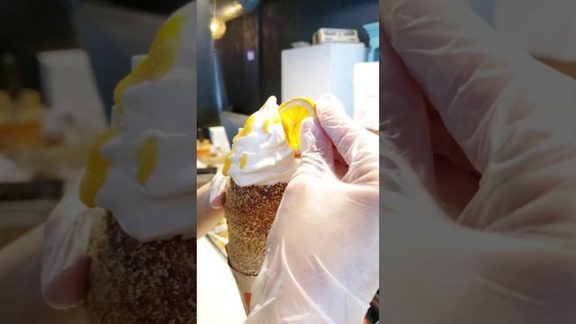 Piña Colada Softserve? #piñacolada #icecream #atf7 #dailyvlog #toronto #yyz #fruit #fypシ #summer #4 смотреть онлайн